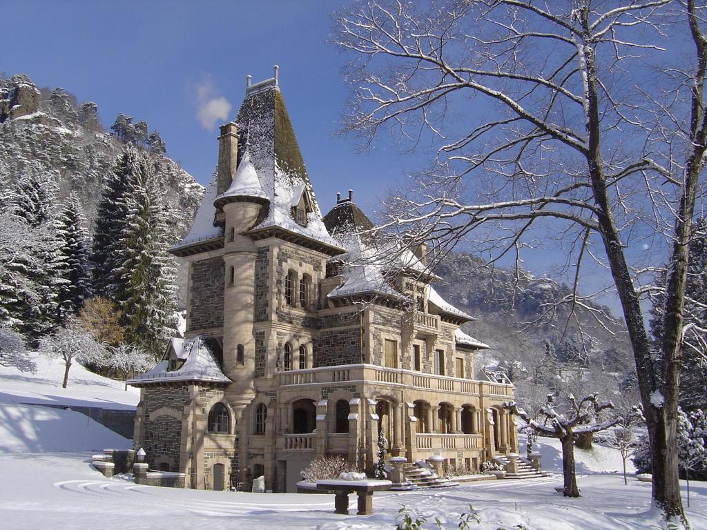 ホテル Le Terrondou Vic-sur-Cère エクステリア 写真